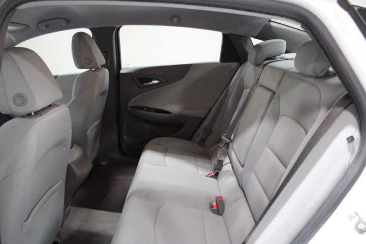 Used 2017 Chevrolet Malibu LS FWD image 18