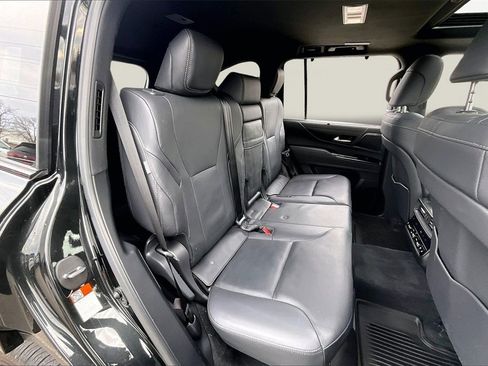 Used 2024 Lexus LX 600 4WD w/ Luxury Package image 26