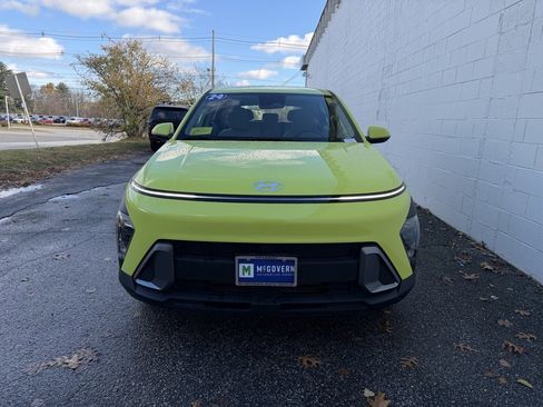 Certified 2024 Hyundai Kona SE image 15