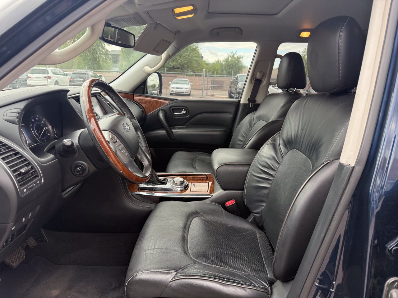 Used 2018 INFINITI QX80 4WD w/ Driver Assistance Package image 14
