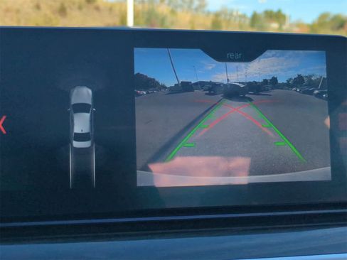 Used 2018 BMW 530i xDrive w/ Premium Package image 31