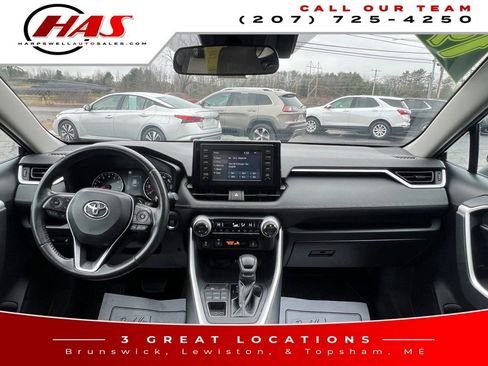 Used 2019 Toyota RAV4 XLE image 14