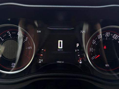 Used 2020 Dodge Challenger SXT RWD image 12