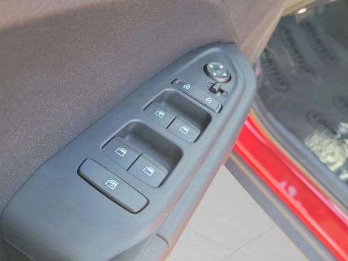 New 2026 Hyundai Venue SE image 8