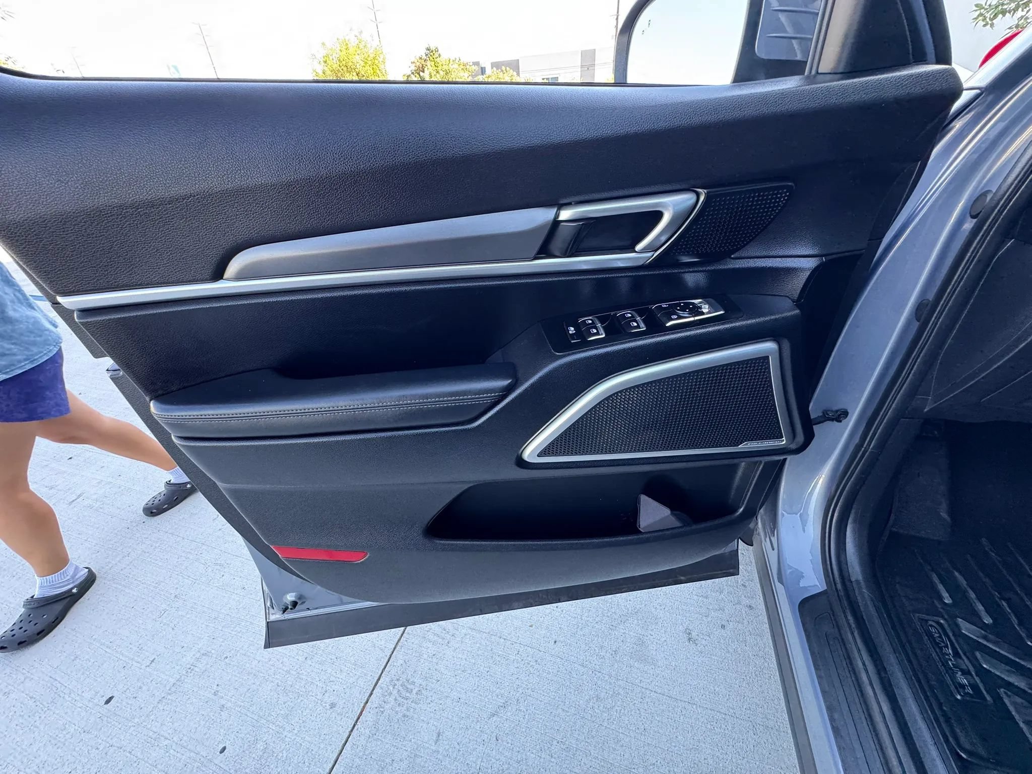 Used 2022 Kia Telluride S FWD image 25