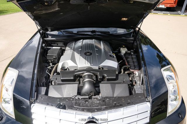 Used 2006 Cadillac XLR RWD image 26