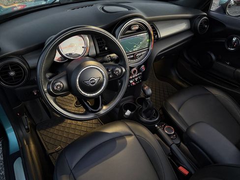 Used 2019 MINI Cooper Convertible w/ Signature Upholstery Package image 17