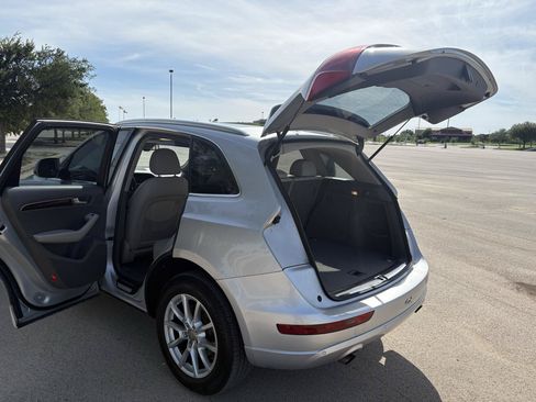 Used 2011 Audi Q5 2.0T Premium Plus AWD/4WD image 38