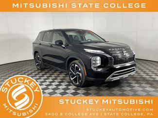 Used 2023 Mitsubishi Outlander SE video 1