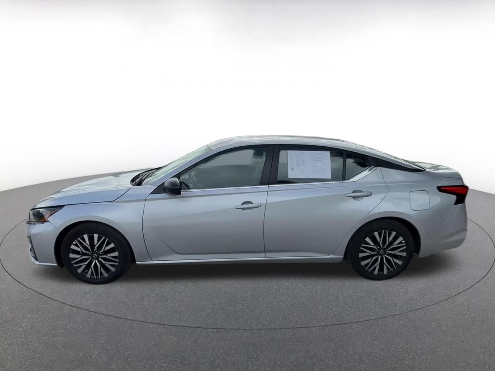 Used 2026 Nissan Altima 2.5 SV FWD image 8