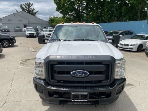 Used 2015 Ford F250 XL w/ Snow Plow Prep Package AWD/4WD image 3