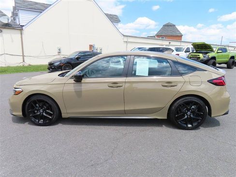 Used 2025 Honda Civic Sport image 10