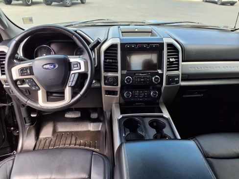 Used 2020 Ford F250 Lariat image 14