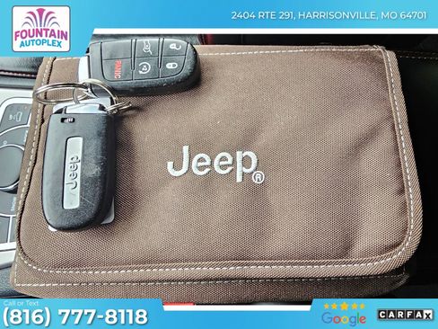 Used 2017 Jeep Grand Cherokee Trailhawk AWD/4WD image 34