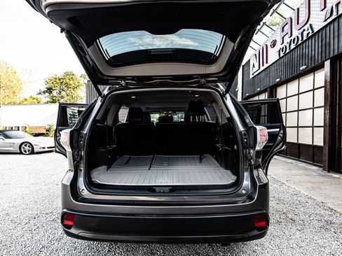 Used 2014 Toyota Highlander XLE image 39