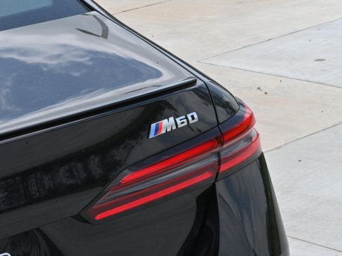 Certified 2024 BMW i5 M60 AWD/4WD image 36