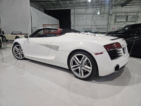 Used 2015 Audi R8 V8 image 32