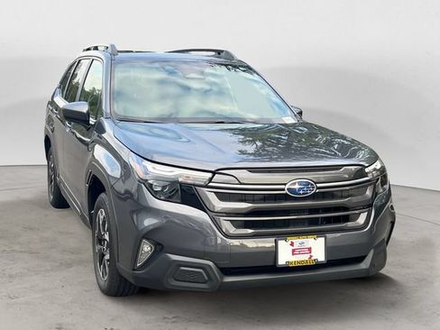 Used 2026 Subaru Forester Premium AWD/4WD image 3