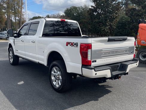 Used 2019 Ford F250 Platinum w/ Platinum Ultimate Package image 2