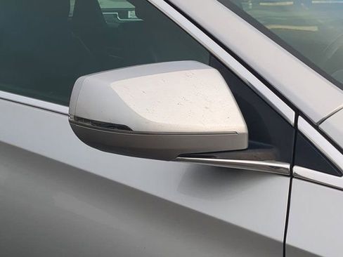 Used 2016 Cadillac XTS Luxury image 11