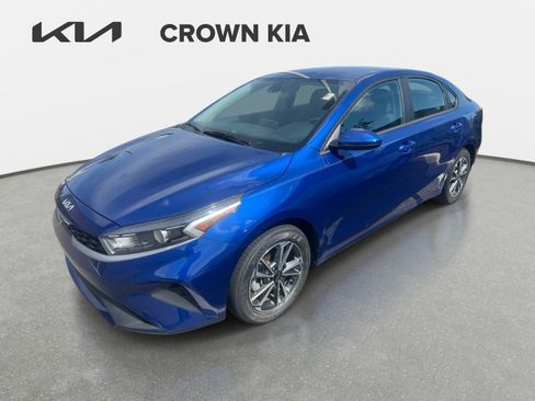 Certified 2023 Kia Forte LXS FWD image 1