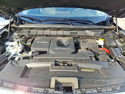 Certified 2025 INFINITI QX60 Luxe image 30