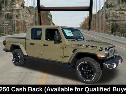 New 2025 Jeep Gladiator Sport