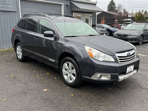 Used 2012 Subaru Outback 2.5i Limited w/ Moonroof Pkg AWD/4WD image 6