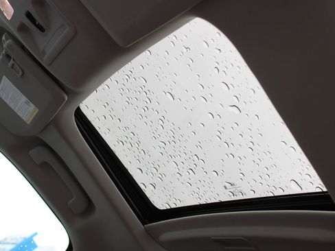 Used 2024 Ford Maverick Lariat image 24