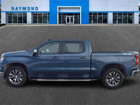 Used 2024 Chevrolet Silverado 1500 LT w/ Protection Package image 6