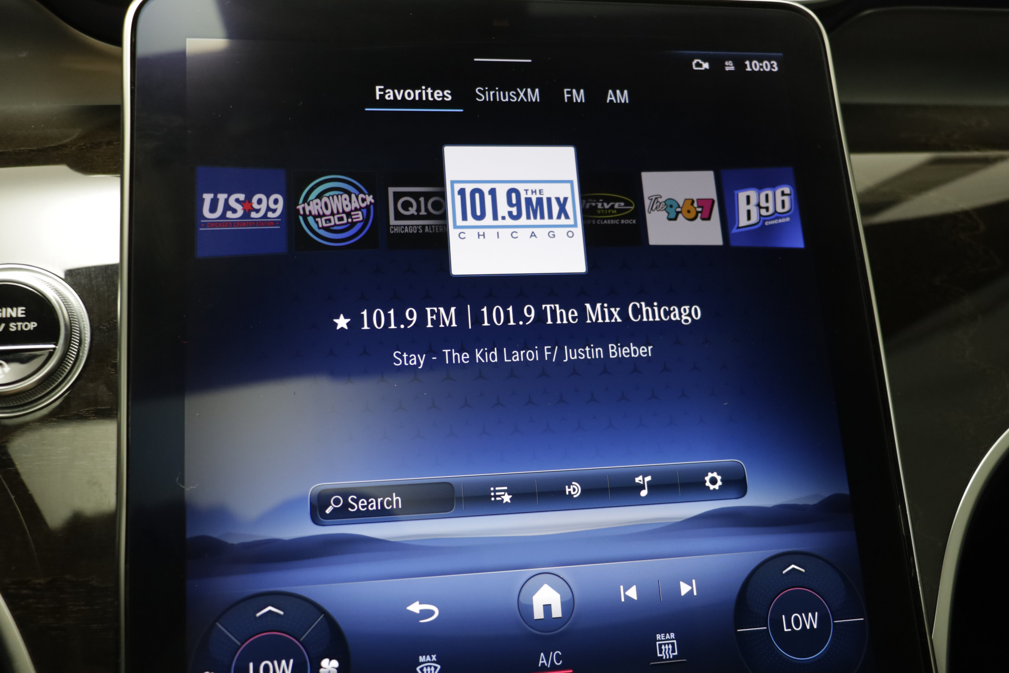 Used 2023 Mercedes-Benz GLC 300 4MATIC image 9