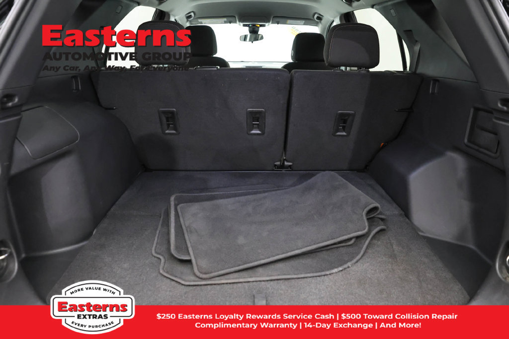 Used 2023 Chevrolet Equinox LT FWD image 10