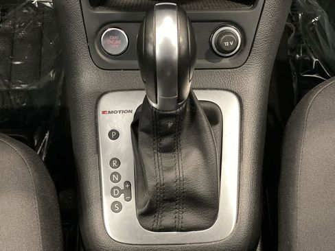 Used 2017 Volkswagen Tiguan Limited w/ Premium Package image 22