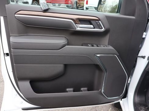 New 2026 Chevrolet Silverado 1500 RST image 4