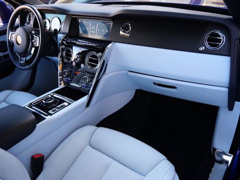 Certified 2023 Rolls-Royce Cullinan image 18