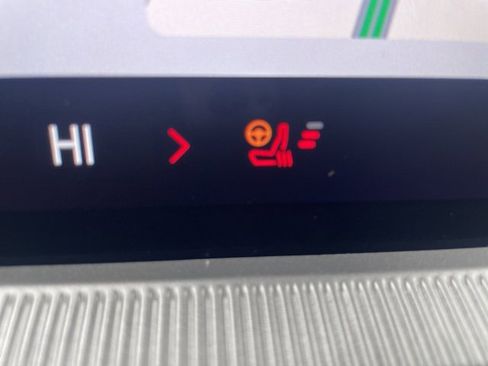 Used 2025 Ford Explorer ST-Line w/ ST-Line Street Pack image 28