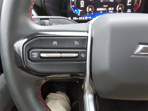 Certified 2024 Chevrolet Colorado Z71 w/ Z71 Convenience Package 2 image 27