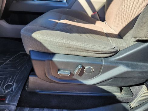 Used 2017 Ford F150 XLT w/ Equipment Group 302A Luxury image 14