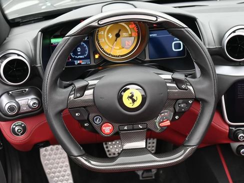 Used 2020 Ferrari Portofino RWD image 14