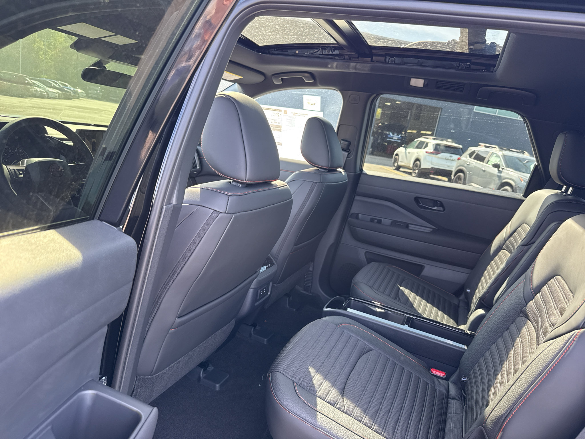 New 2026 Nissan Pathfinder Rock Creek AWD/4WD image 15