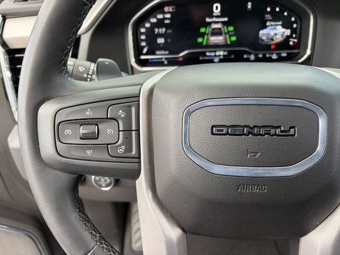 Used 2024 GMC Sierra 1500 Denali w/ Technology Package AWD/4WD image 25