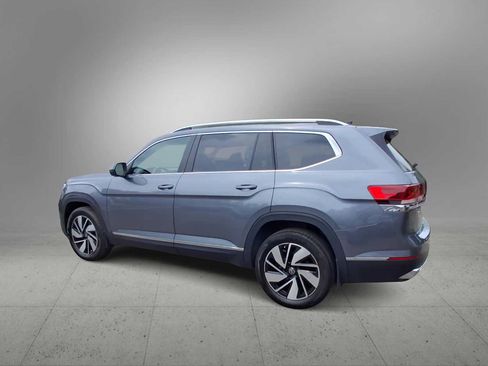 Used 2024 Volkswagen Atlas SEL AWD/4WD image 6