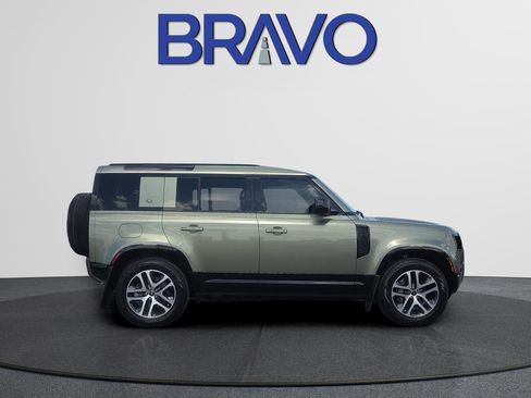 Used 2022 Land Rover Defender 110 X-Dynamic HSE AWD/4WD image 3