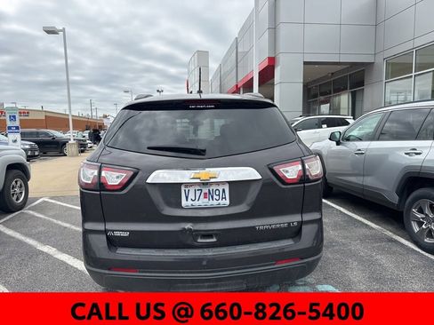 Used 2015 Chevrolet Traverse LS FWD image 7