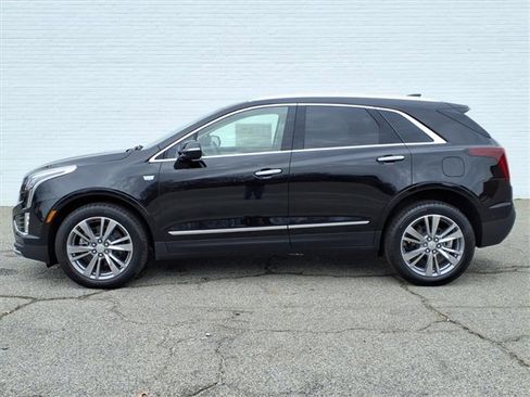 New 2026 Cadillac XT5 Premium Luxury image 2