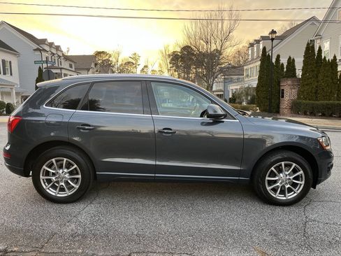 Used 2011 Audi Q5 2.0T Premium image 8