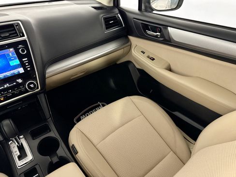 Used 2019 Subaru Outback 2.5i Premium AWD/4WD image 27