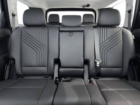 New 2026 Hyundai Palisade SEL Premium FWD image 16