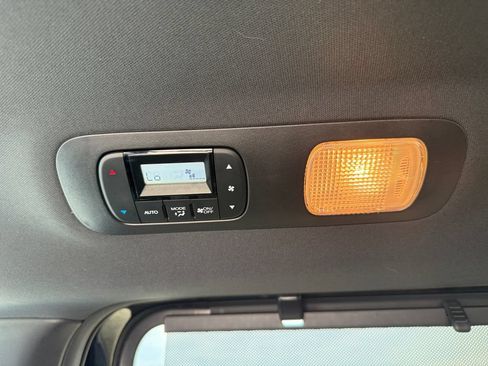 Used 2025 Honda Odyssey Sport-L image 35