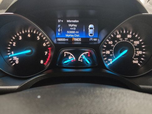 Used 2018 Ford Escape SE w/ SE Sync 3 Package AWD/4WD image 23